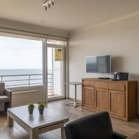 Daire Spacious 2-bedroom With Breathtaking Sea View T68 Oostende